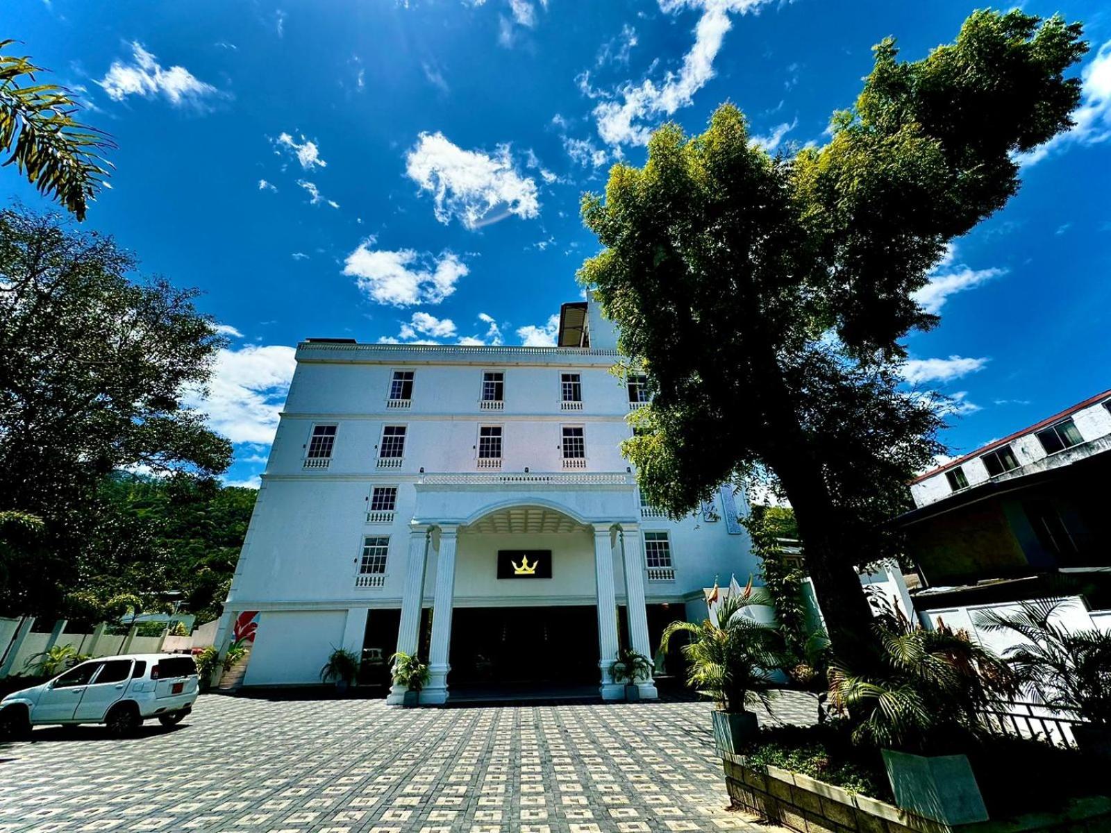 Crown Regency- Badulla Hotel ภายนอก รูปภาพ