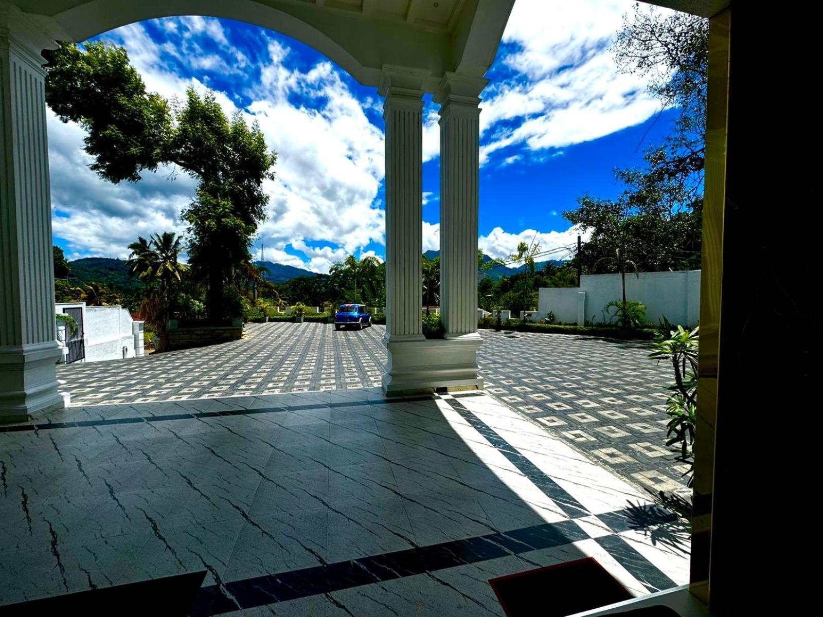 Crown Regency- Badulla Hotel ภายนอก รูปภาพ