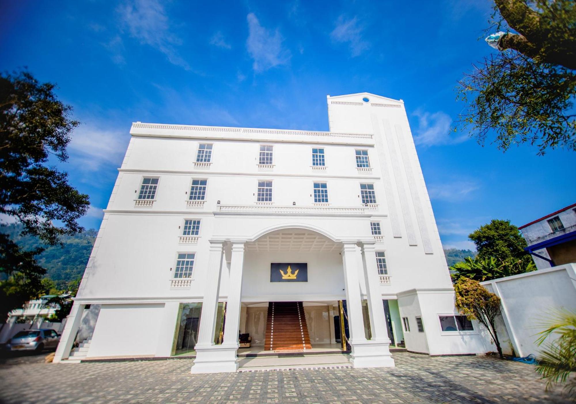 Crown Regency- Badulla Hotel ภายนอก รูปภาพ
