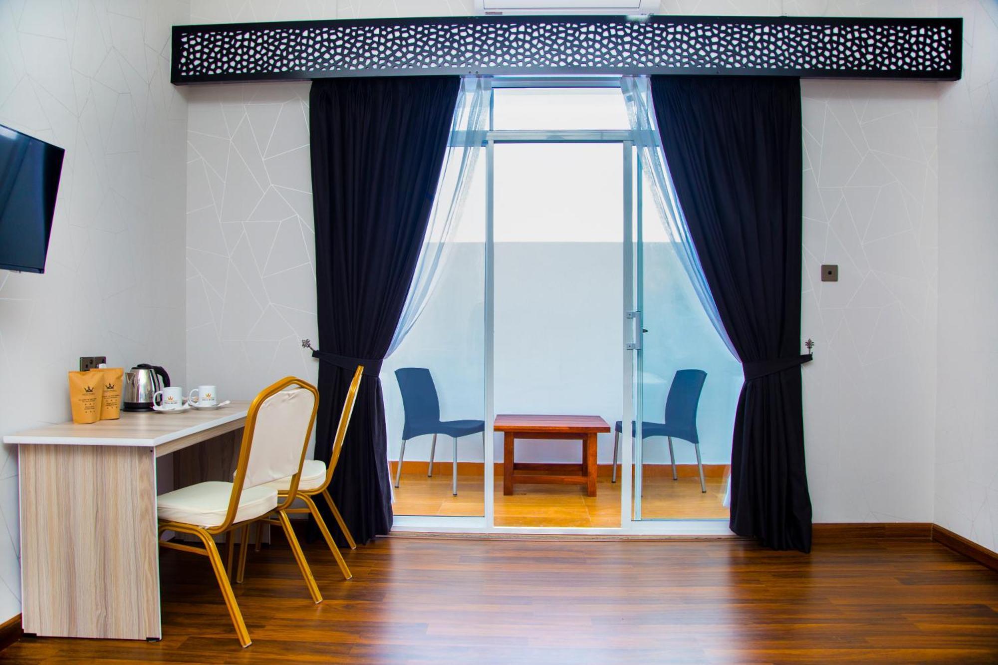 Crown Regency- Badulla Hotel ภายนอก รูปภาพ