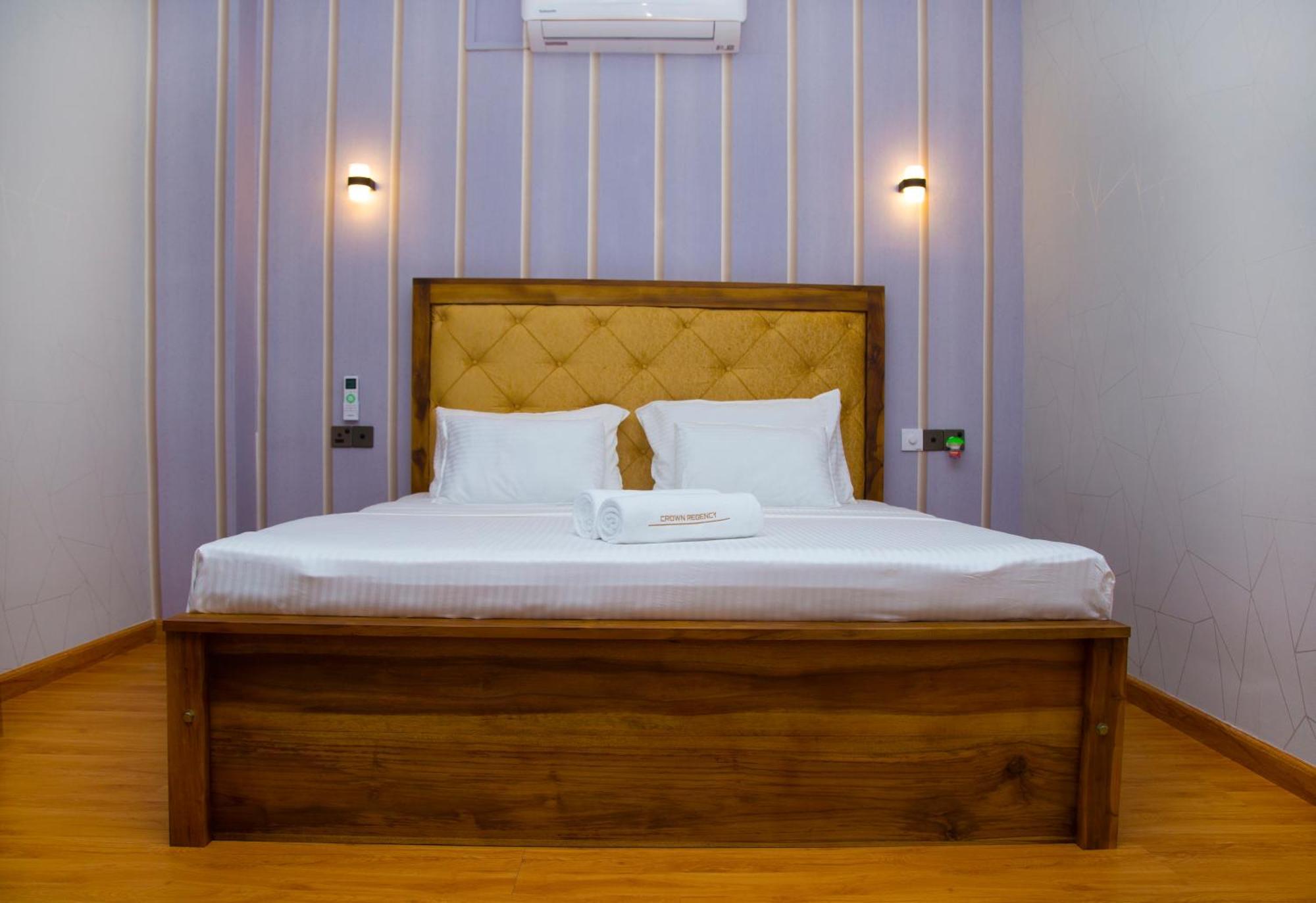 Crown Regency- Badulla Hotel ภายนอก รูปภาพ