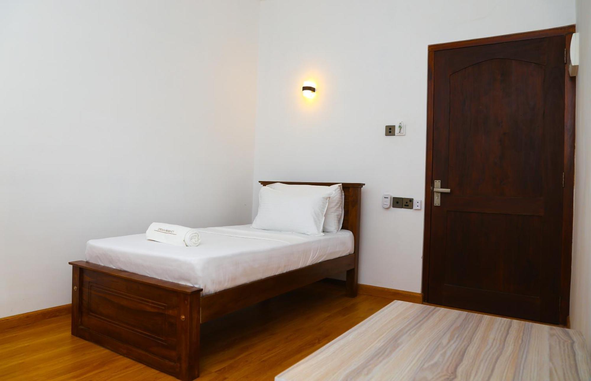 Crown Regency- Badulla Hotel ภายนอก รูปภาพ