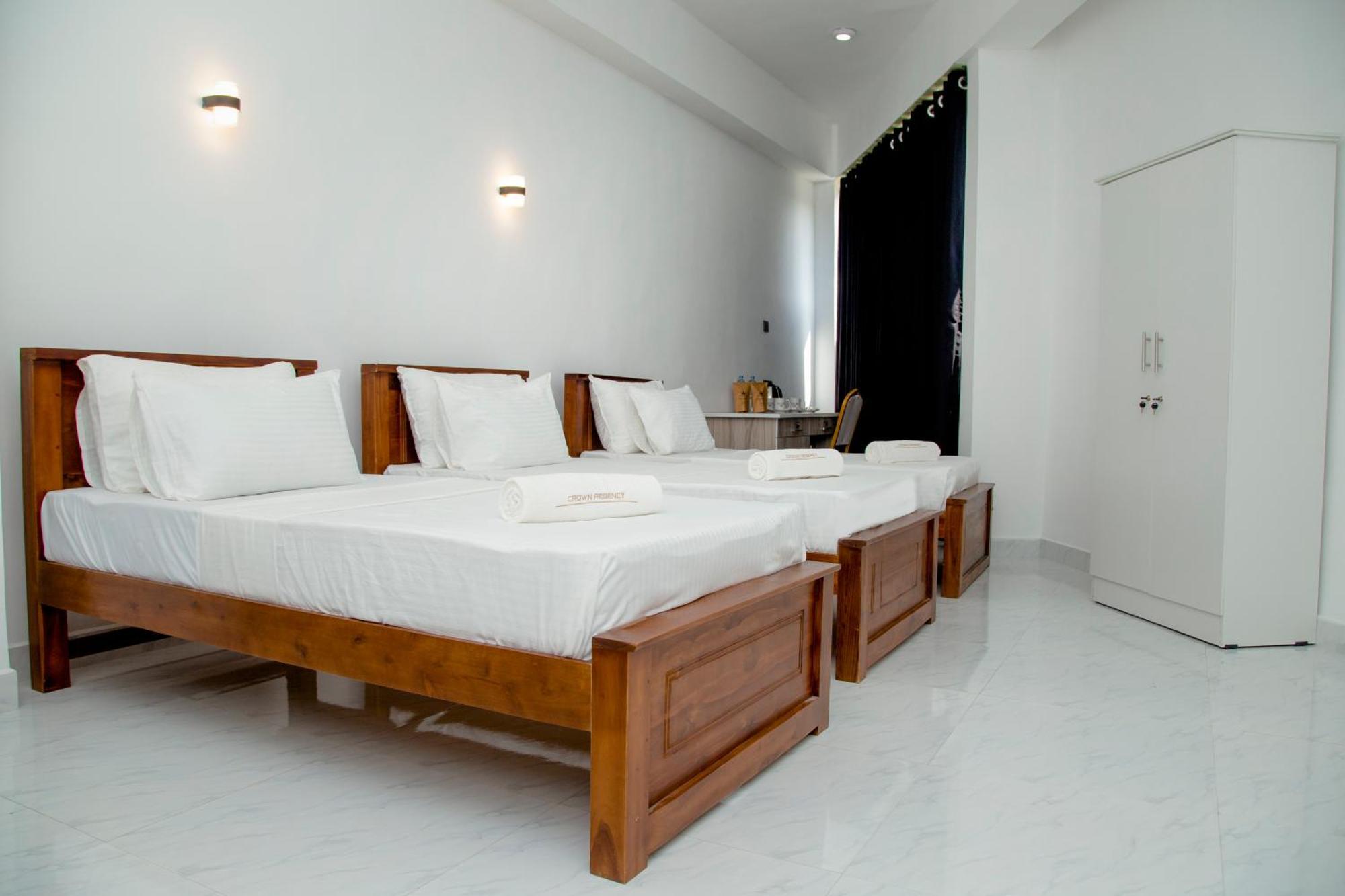 Crown Regency- Badulla Hotel ภายนอก รูปภาพ