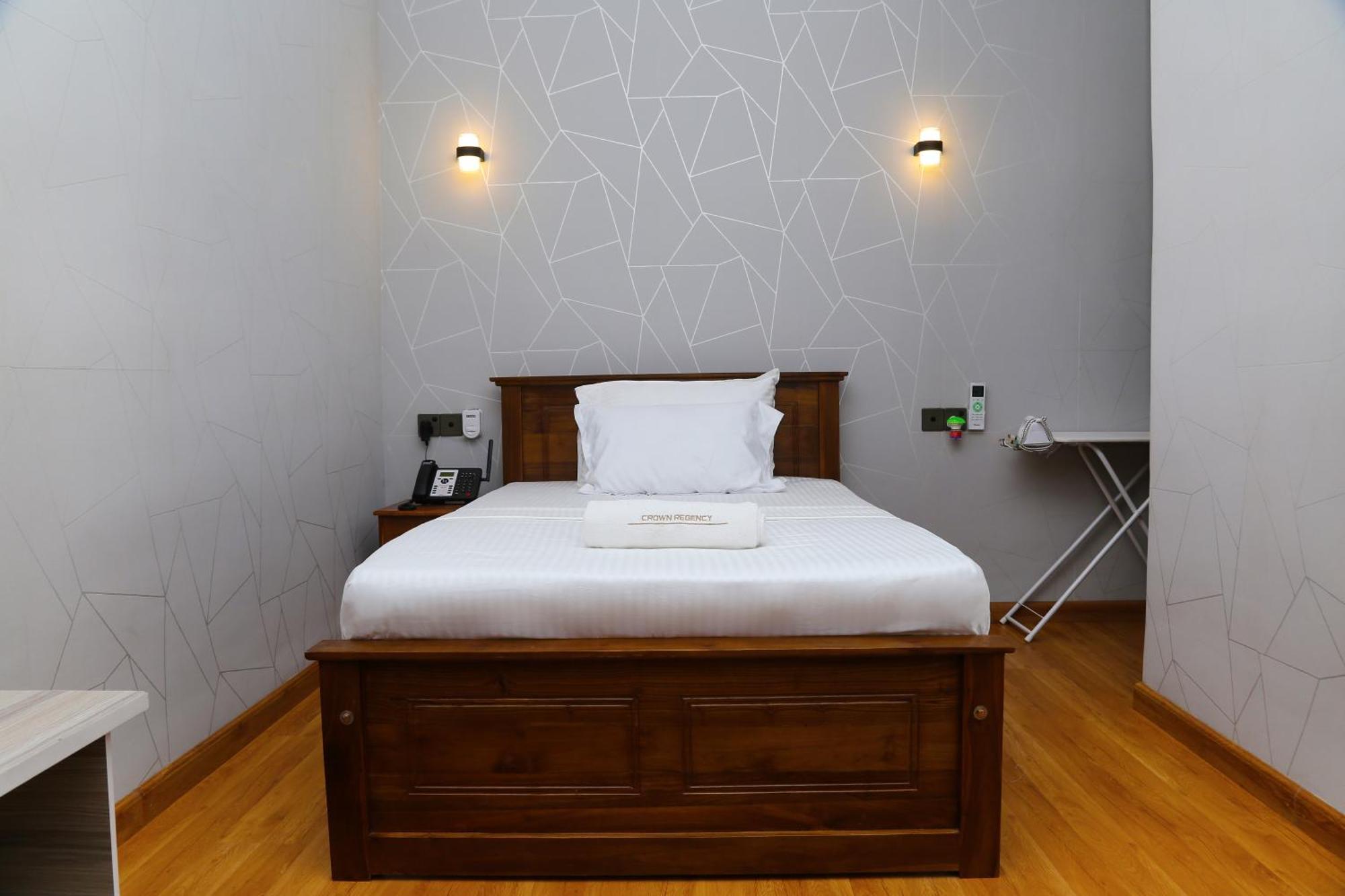 Crown Regency- Badulla Hotel ภายนอก รูปภาพ