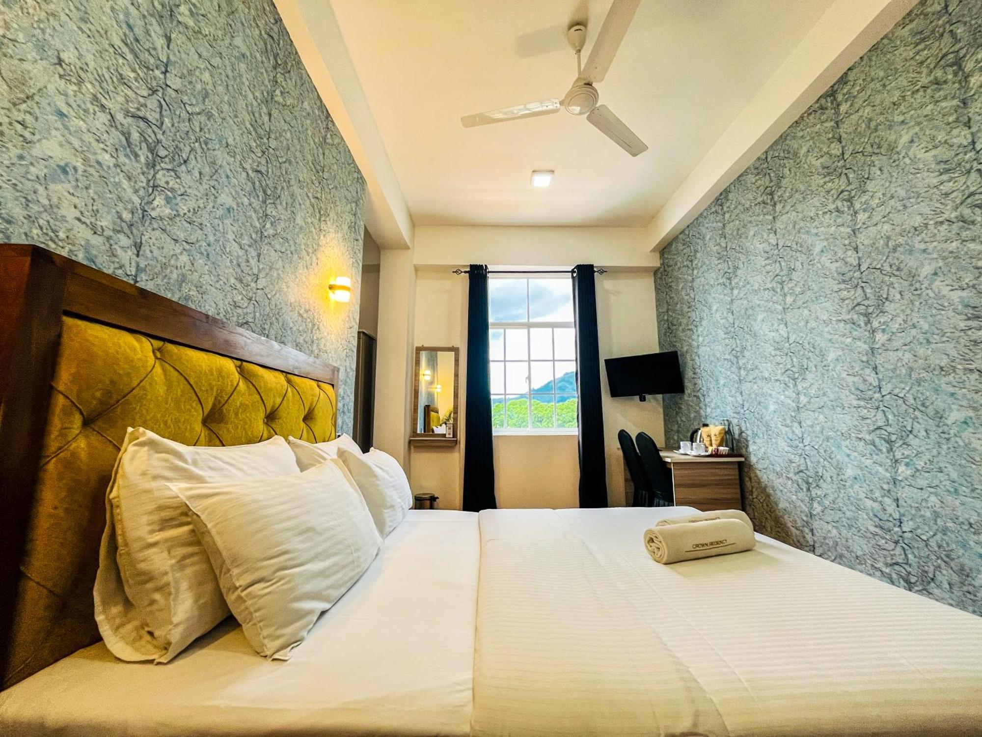 Crown Regency- Badulla Hotel ภายนอก รูปภาพ